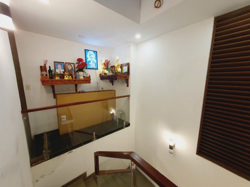 Chỉ 6.5 tỷ sở hữu nhà 4 tầng có gara – khu VIP Tăng Nhơn Phú B – hẻm 8m – sổ đẹp, hoàn công đủ - Ảnh 1
